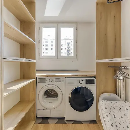 Appartement Moderne A Choisy-Le-Roi - Rer C & Tram - Paris Direct アパート *