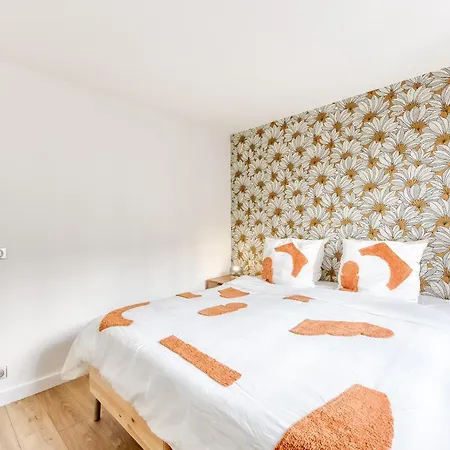 Appartement Moderne A Choisy-Le-Roi - Rer C & Tram - Paris Direct アパート
